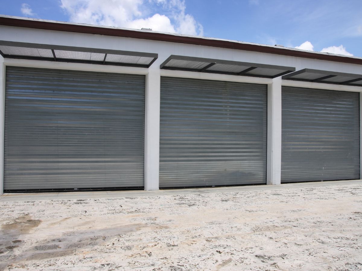 Steel Overhead Garage Doors 
