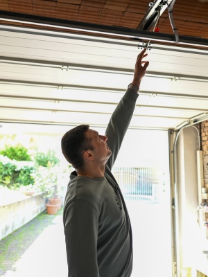 Reliable garage door repair services in Edmonton for swift and effective solutions to your needs Reliable garage door repair services in Edmonton for swift and effective solutions to your needs