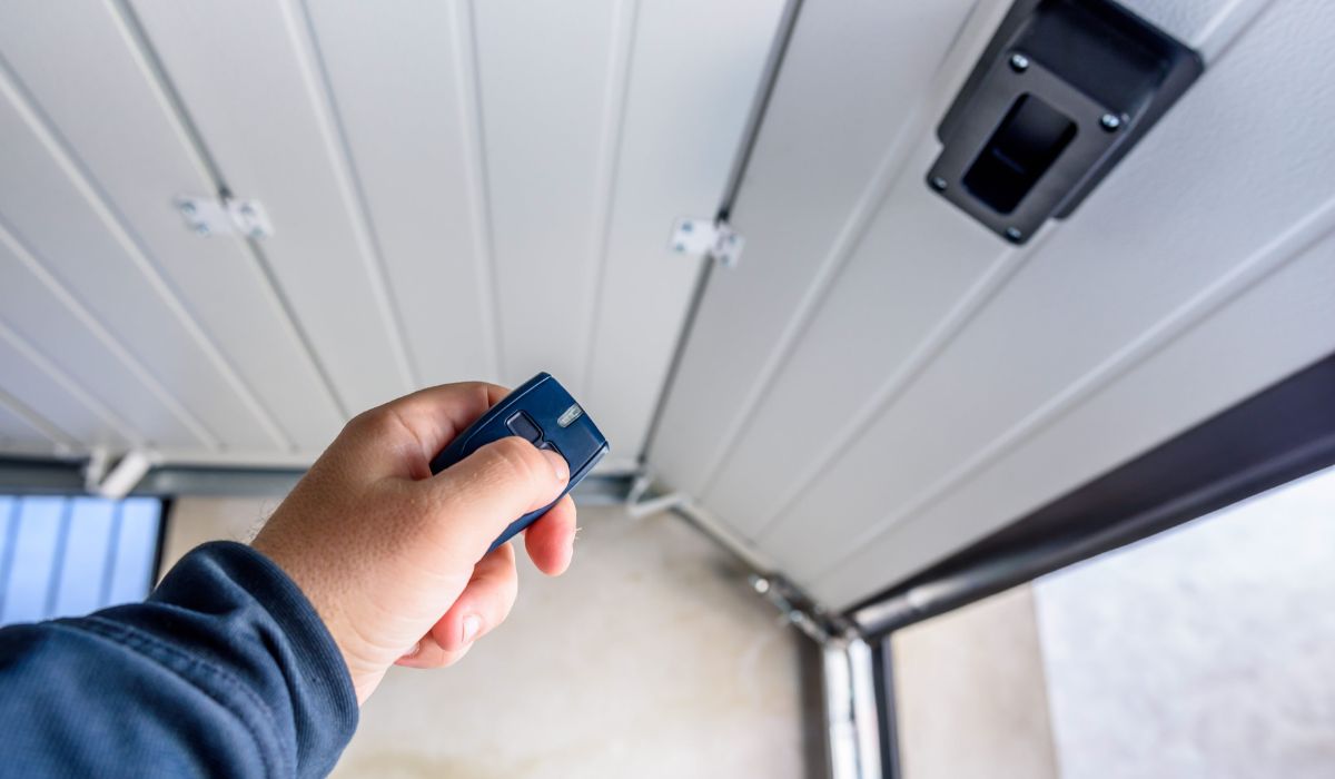 Garage door remote with weak signal problem